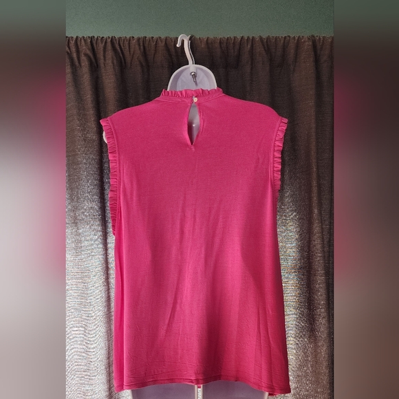 LOFT mixed media shell keyhole back - Picture 2 of 2